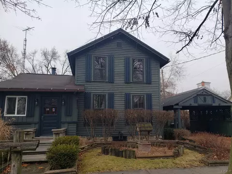 116 Clark, Clinton, MI 49236