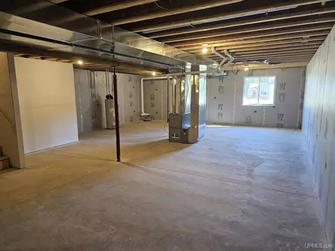 175 Silver, Ishpeming, MI 49849 photo 21