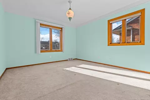 1676 Aline, Grosse Pointe Woods, MI 48236 photo 10