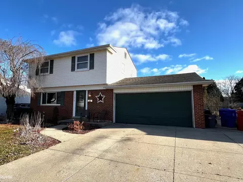 33810 Nokomis, Fraser, MI 48026