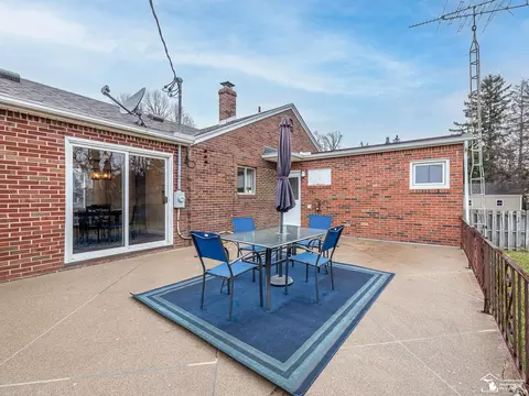 1138 Bentley, Monroe, MI 48162 photo 30