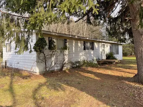 330 W North, Saint Charles, MI 48655