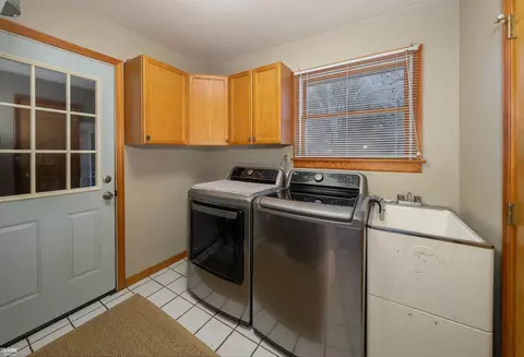 365 Colonial, Algonac, MI 48001 photo 16