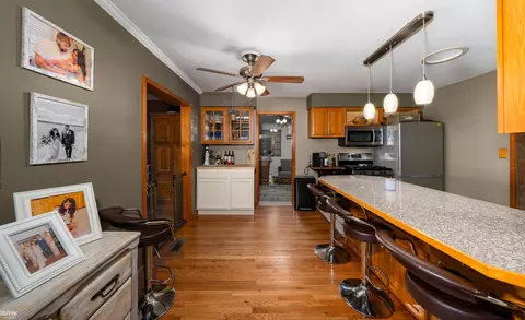 365 Colonial, Algonac, MI 48001 photo 5
