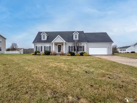 108 Aberdeen, Monroe, MI 48161