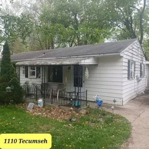 1110 Tecumseh, Waterford, MI 48327