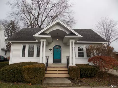 5822 Elmwood, Monroe, MI 48161