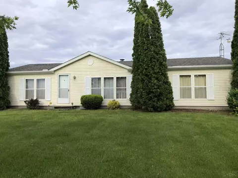 675 S Iva, Hemlock, MI 48626