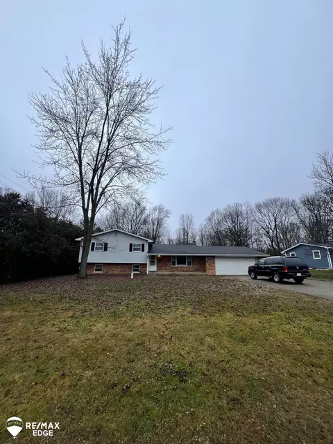 5029 Rossway, Flint, MI 48506