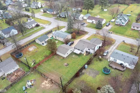 205 S Lester, Capac, MI 48014 photo 5