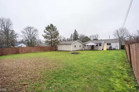 205 S Lester, Capac, MI 48014 photo 34