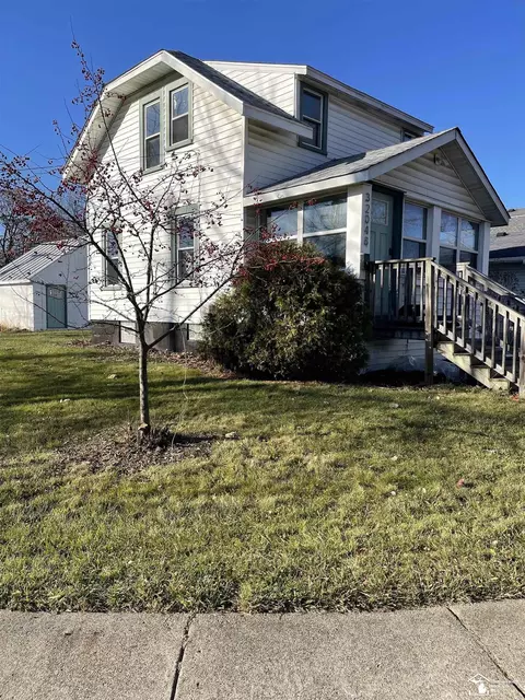 32048 Hazel, Rockwood, MI 48173