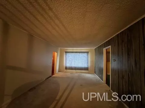 710 Prospect, Munising, MI 49862 photo 10