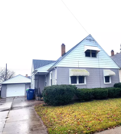 1707 S Vanburen St, Bay City, MI 48708