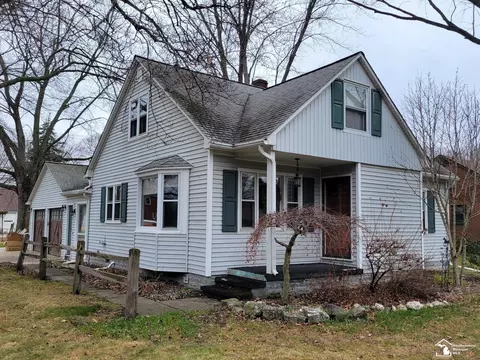 2145 Vivian, Monroe, MI 48162 photo 2