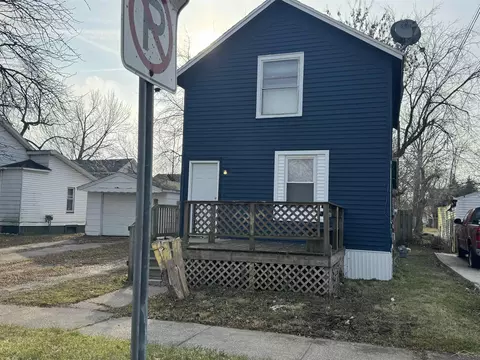 711 Wayne, Saginaw, MI 48602