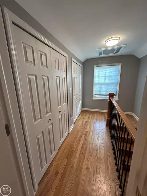 1046 Harvard, Grosse Pointe Park, MI 48230 photo 17