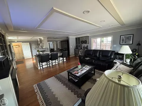 1046 Harvard, Grosse Pointe Park, MI 48230 photo 10