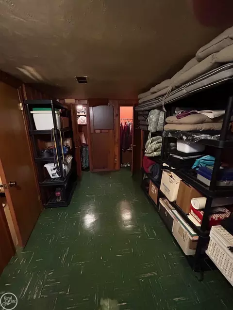 1046 Harvard, Grosse Pointe Park, MI 48230 photo 27