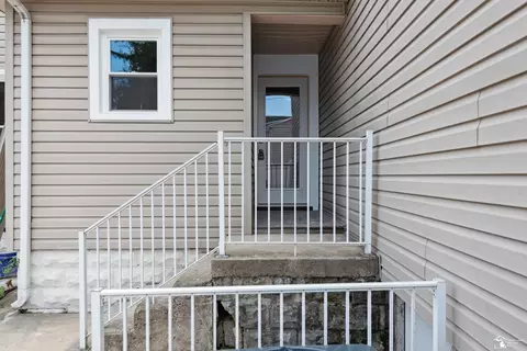 311 E Noble, Monroe, MI 48162 photo 51