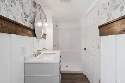 311 E Noble, Monroe, MI 48162 photo 46