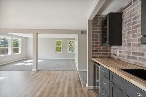 311 E Noble, Monroe, MI 48162 photo 14