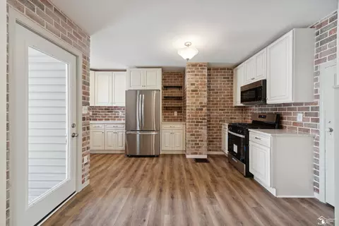 311 E Noble, Monroe, MI 48162 photo 12