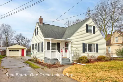 1615 Brenner, Saginaw, MI 48602