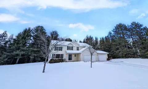 200 High Pt, Marquette, MI 49855