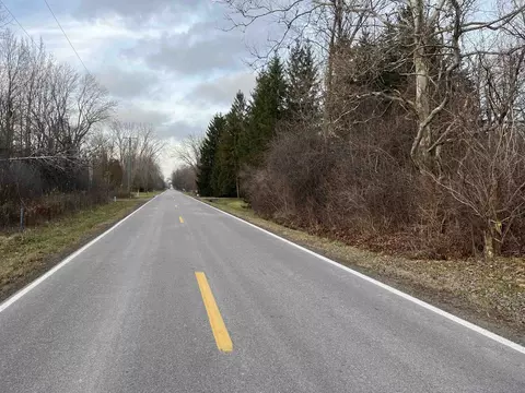 8625 Starville, Clay, MI 48001