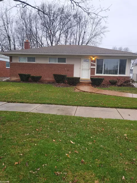 22819 Recreation, Saint Clair Shores, MI 48082