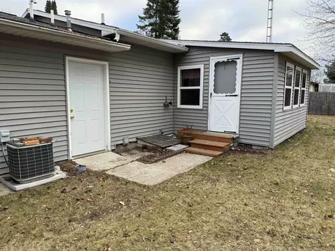 Exterior - 4075 W Pratt Lk, Gladwin, MI 48624 photo 5 of 14