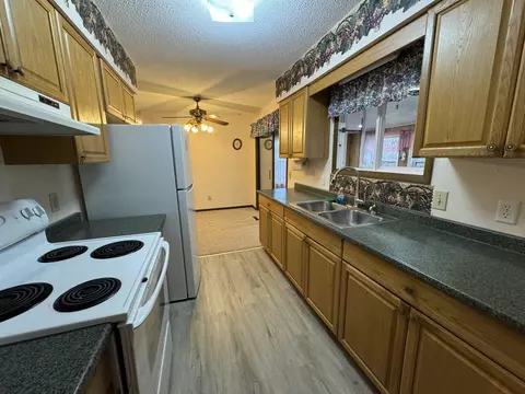 Kitchen - 4075 W Pratt Lk, Gladwin, MI 48624 photo 1 of 3