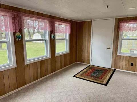 Living - 4075 W Pratt Lk, Gladwin, MI 48624 photo 2 of 2