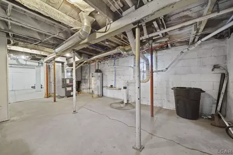 712 N Locust, Adrian, MI 49221 photo 23