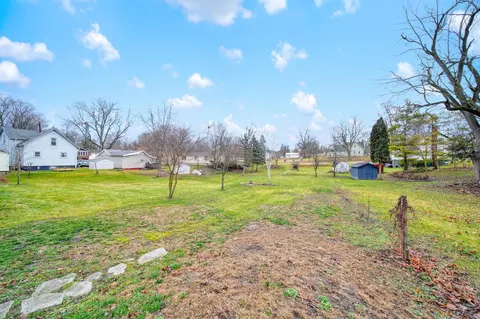 712 N Locust, Adrian, MI 49221 photo 31