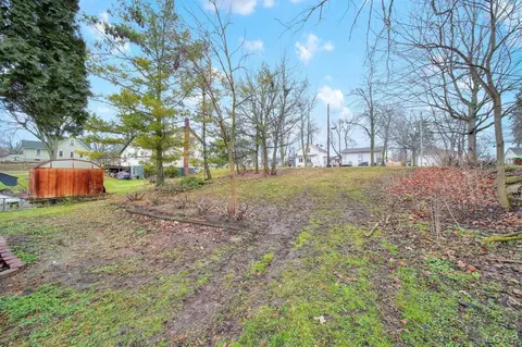 712 N Locust, Adrian, MI 49221 photo 39