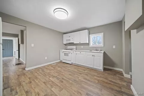 712 N Locust, Adrian, MI 49221 photo 16