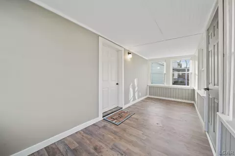 712 N Locust, Adrian, MI 49221 photo 5