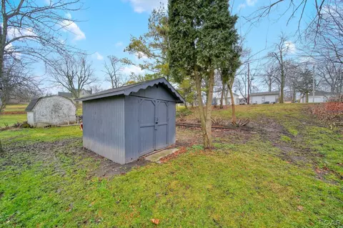 712 N Locust, Adrian, MI 49221 photo 38