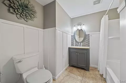 712 N Locust, Adrian, MI 49221 photo 18