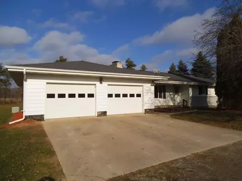 435 Wetters, Kawkawlin, MI 48631