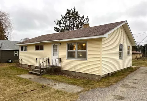 14065 Stanley Street, Engadine, MI 49827