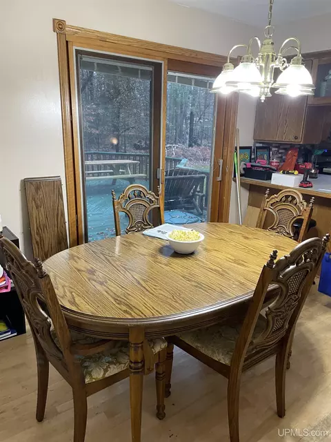 6821 M75, Escanaba, MI 49829 photo 5