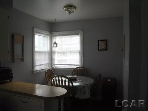 129 Bates, Jackson, MI 49202 photo 6