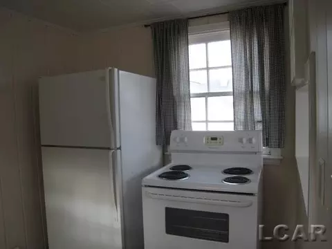 129 Bates, Jackson, MI 49202 photo 41