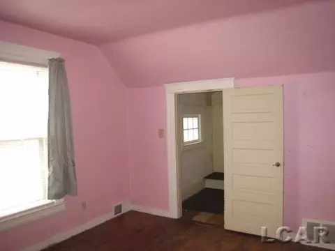 129 Bates, Jackson, MI 49202 photo 36