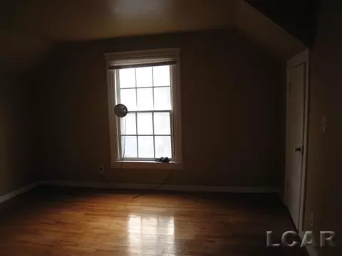 129 Bates, Jackson, MI 49202 photo 33