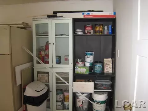 129 Bates, Jackson, MI 49202 photo 31