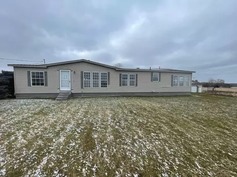 19080 S Hemlock, Oakley, MI 48649